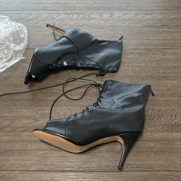 NWT BURJU Moment  Open Toe Lace Up Tongue Ankle Boots | Black | Size 15 - Picture 3 of 9